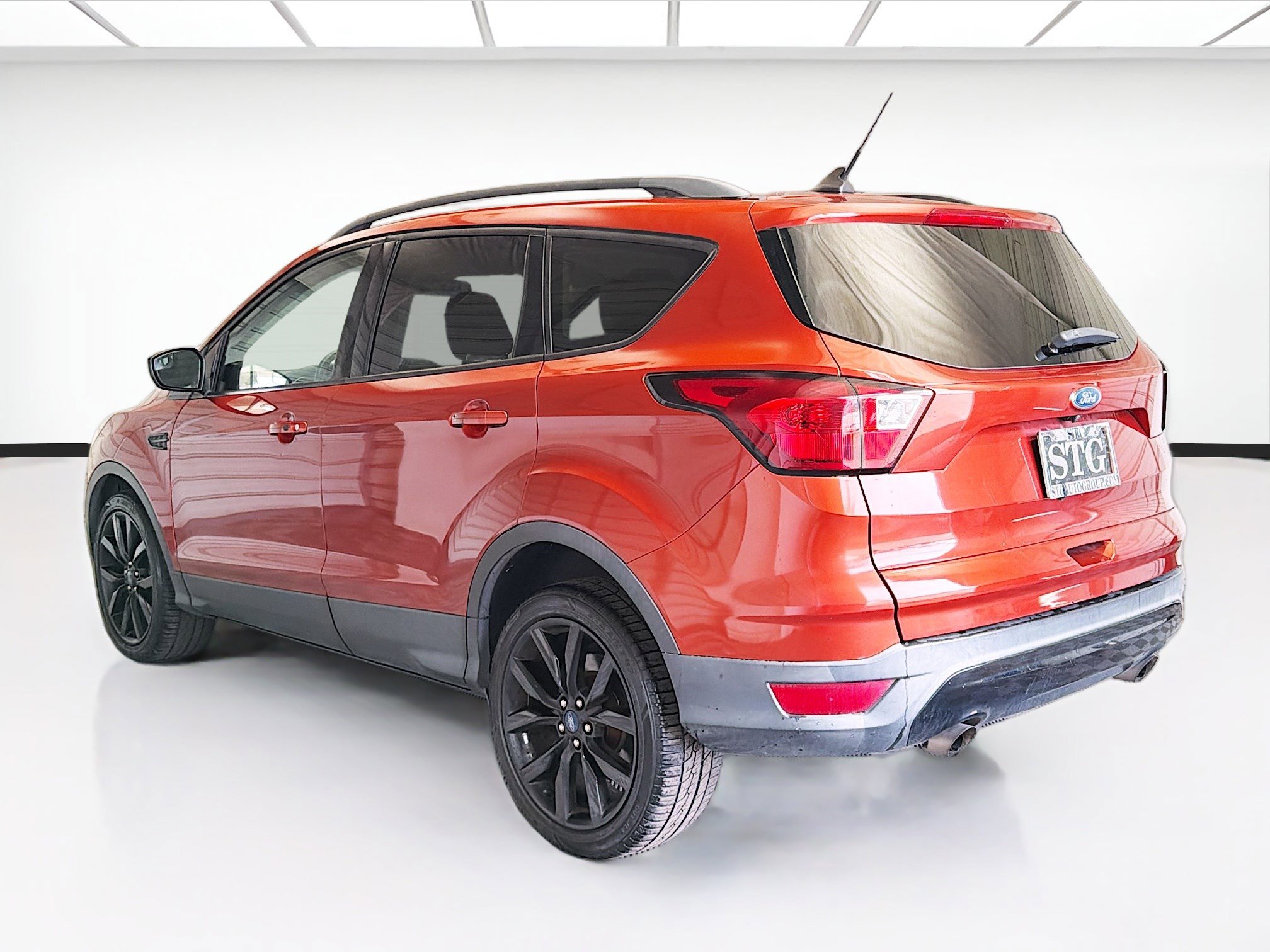 Used 2019 Ford Escape SE image 6