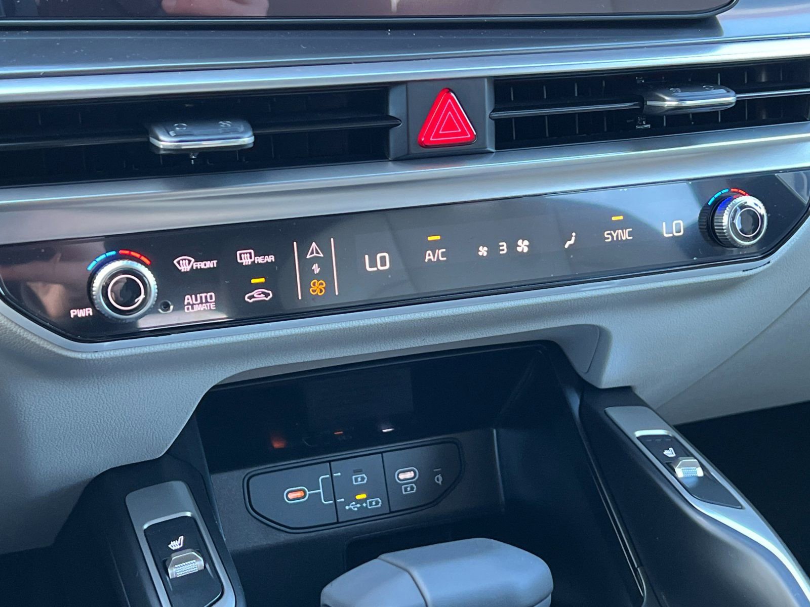 New 2026 Kia Sorento S AWD/4WD image 21