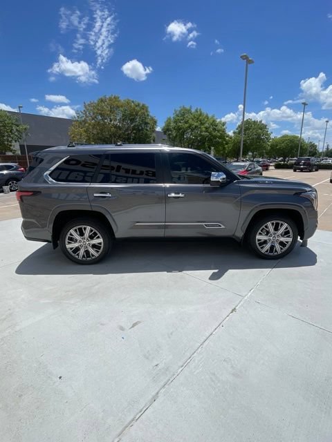 Used 2024 Toyota Sequoia Capstone AWD/4WD image 5