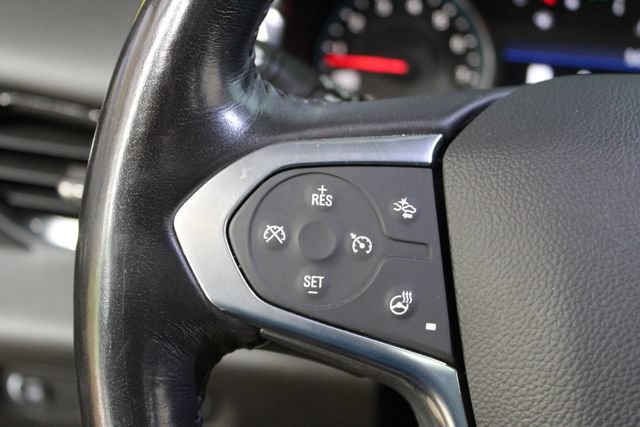 Used 2021 Chevrolet Traverse Premier w/ Redline Edition AWD/4WD image 16