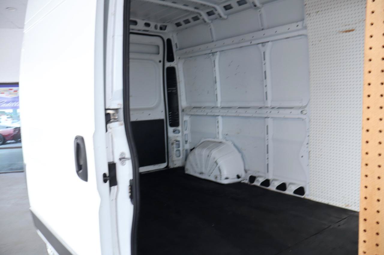 Used 2017 RAM ProMaster 2500 FWD image 32