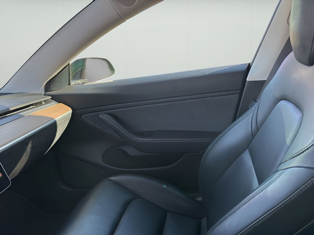 Used 2018 Tesla Model 3 Long Range AWD/4WD image 26