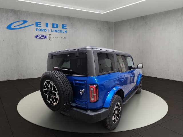 Used 2024 Ford Bronco Outer Banks AWD/4WD image 10