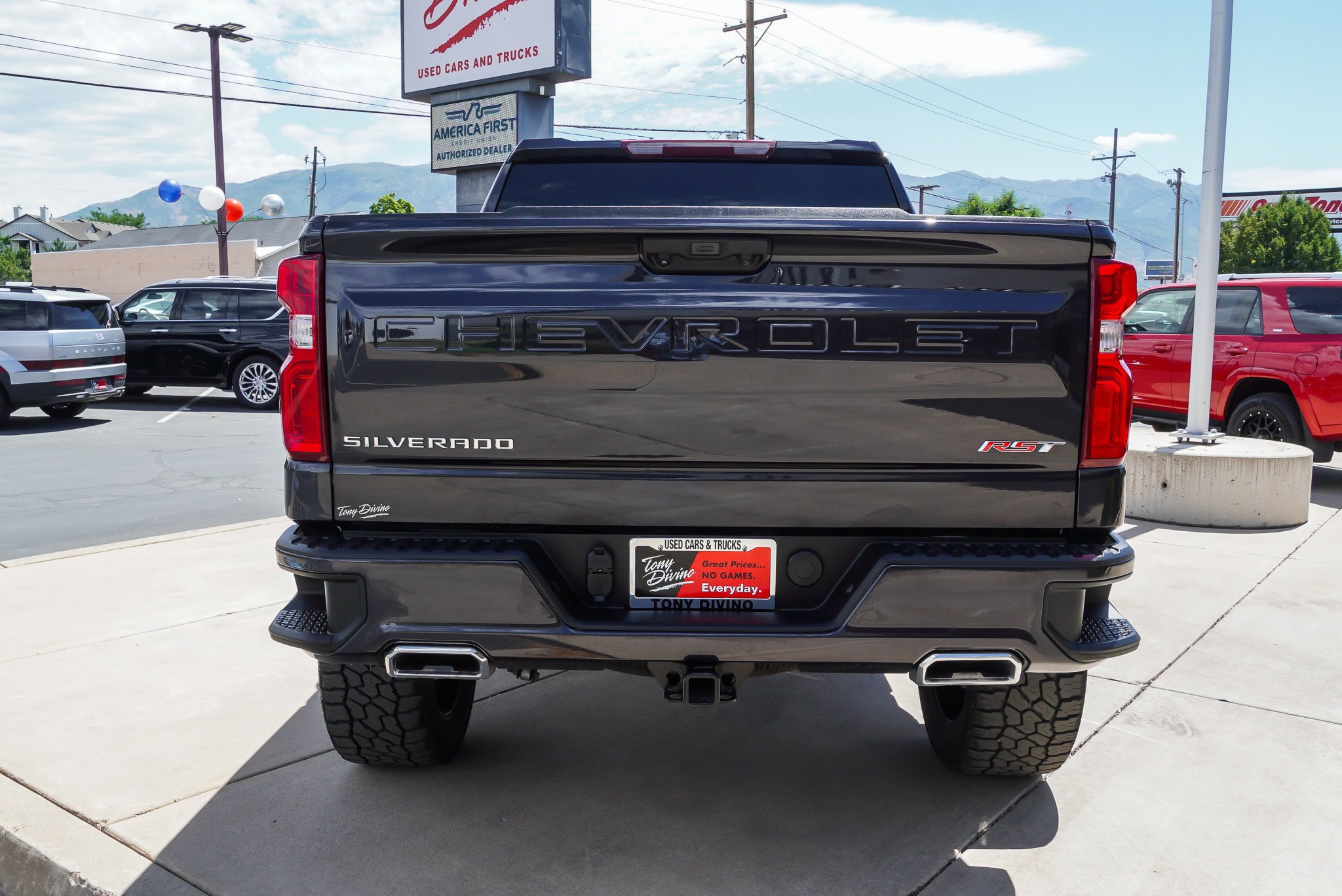 Used 2024 Chevrolet Silverado 1500 RST AWD/4WD image 7