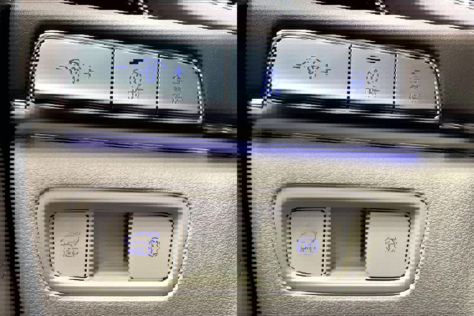 Used 2024 Genesis GV80 3.5T w/ Advanced Package image 35