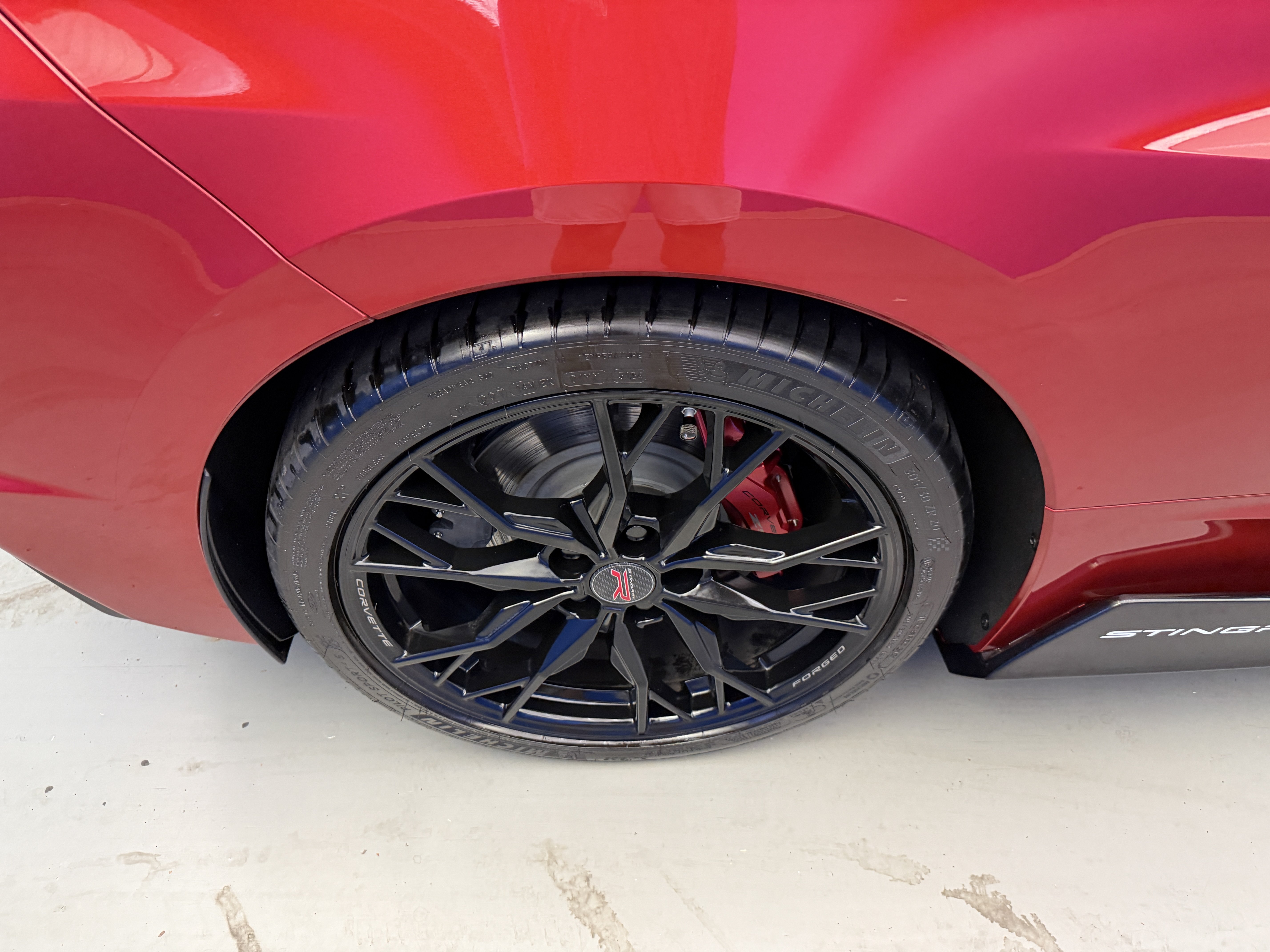 Used 2024 Chevrolet Corvette Stingray Premium Cpe w/ Z51 Performance Package RWD image 8