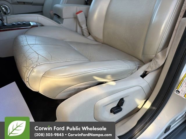 Used 2007 Jeep Commander Limited image 27