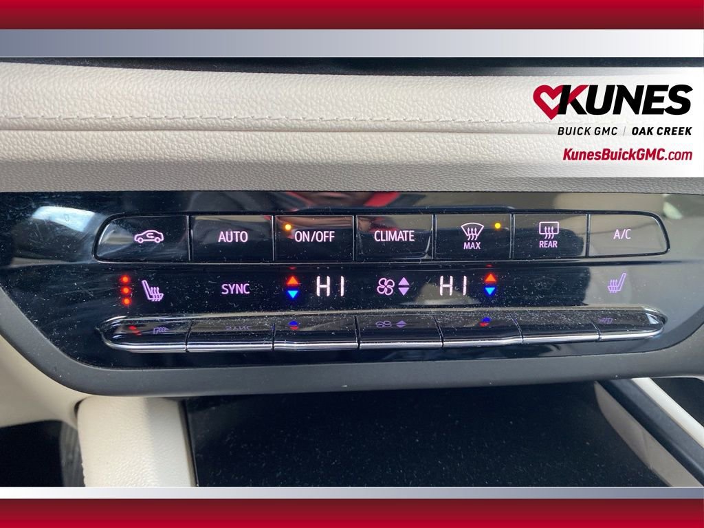 Used 2021 Buick Envision Essence w/ Technology Package I image 20