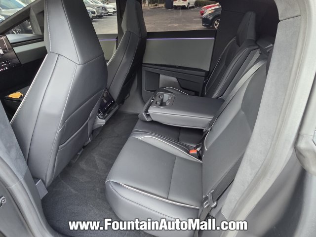 Used 2026 Tesla Cybertruck AWD Crew Cab image 9