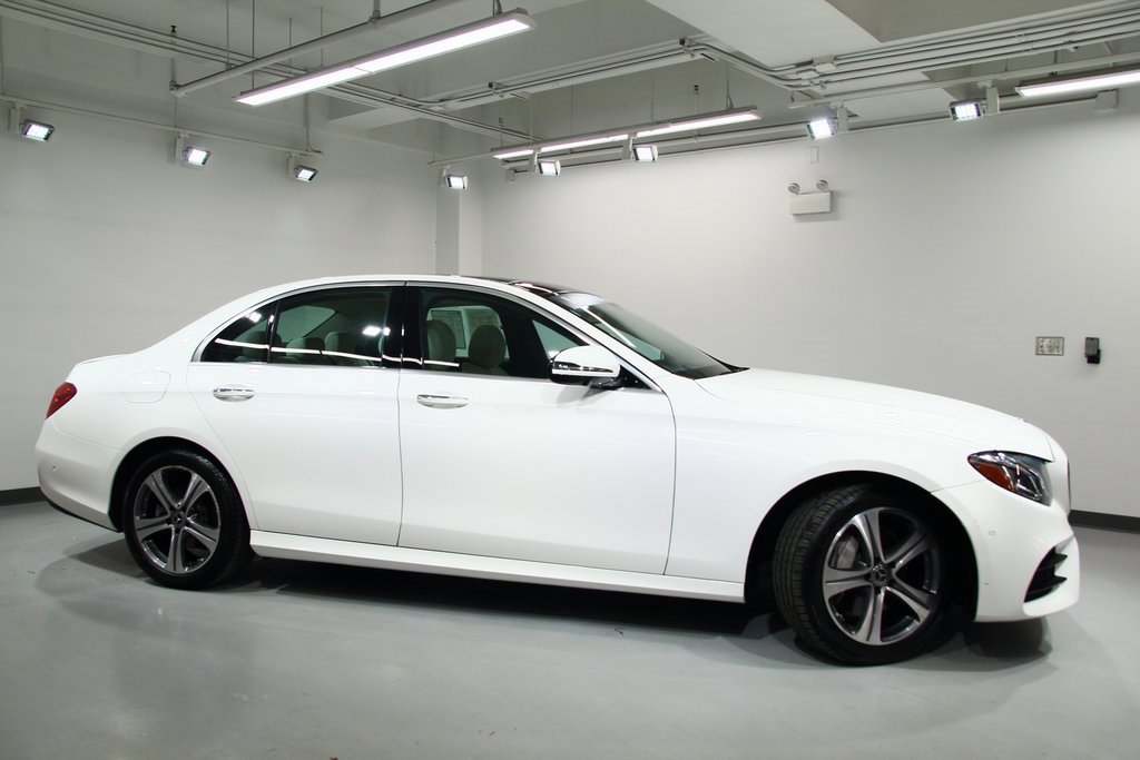 Used 2020 Mercedes-Benz E 350 4MATIC Sedan image 9