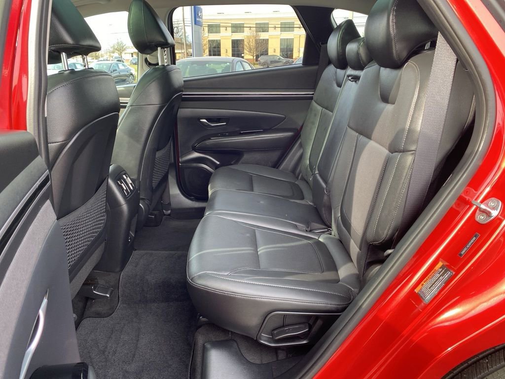 Used 2023 Hyundai Tucson Limited w/ Cargo Package AWD/4WD image 13