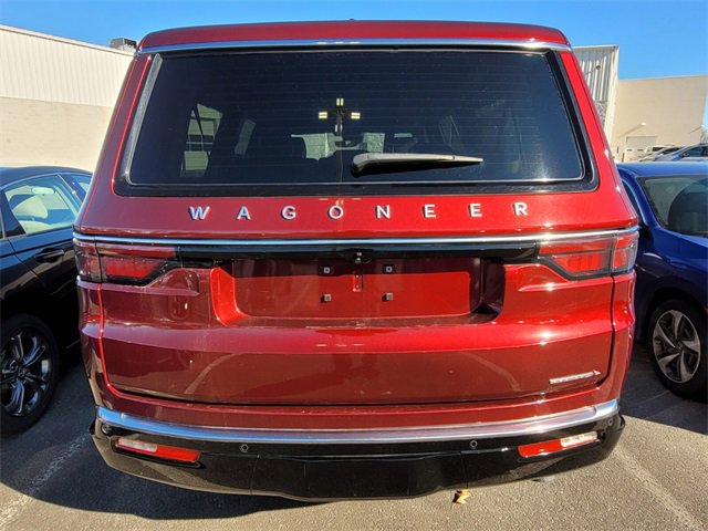 Used 2023 Jeep Wagoneer L Series II image 8