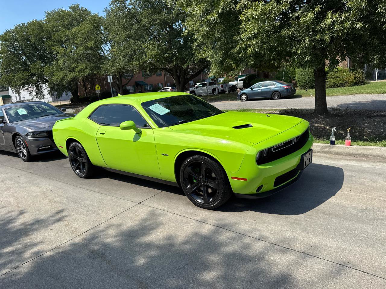 Used 2015 Dodge Challenger R/T w/ Quick Order Package 22B R/T RWD image 2