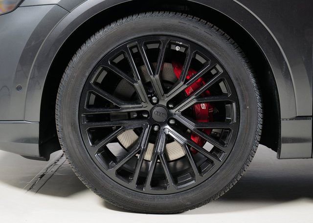 New 2026 Audi SQ8 Prestige image 32