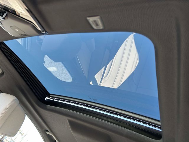 Used 2018 BMW 530i RWD image 28