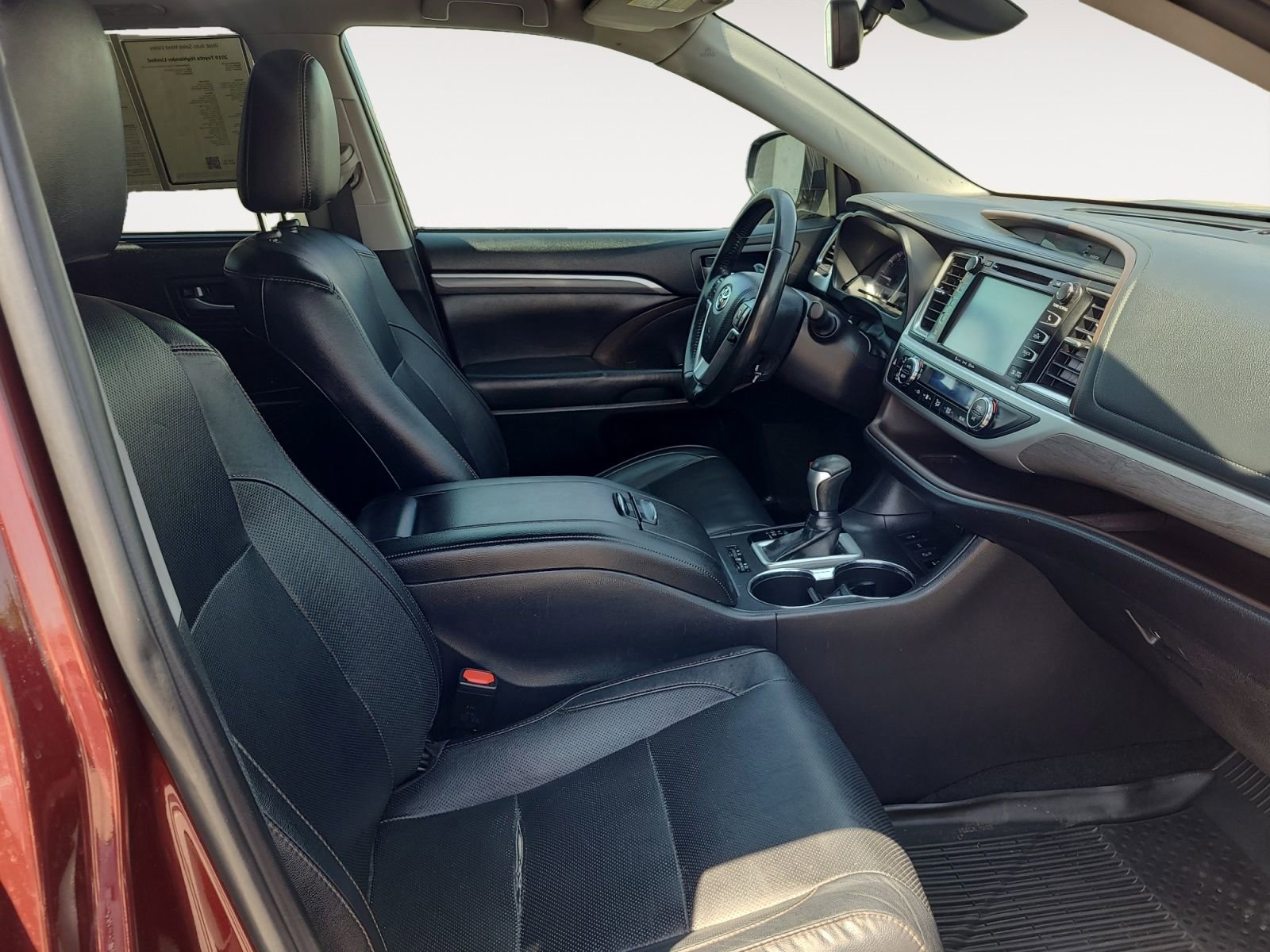 Used 2019 Toyota Highlander Limited AWD/4WD image 15