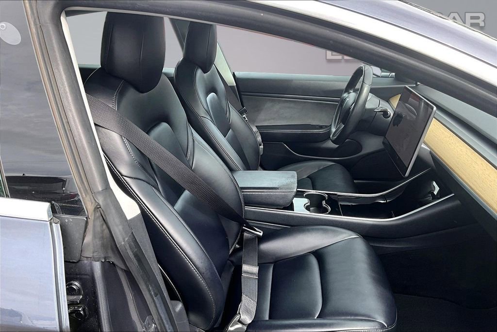 Used 2020 Tesla Model 3 Long Range AWD/4WD image 7