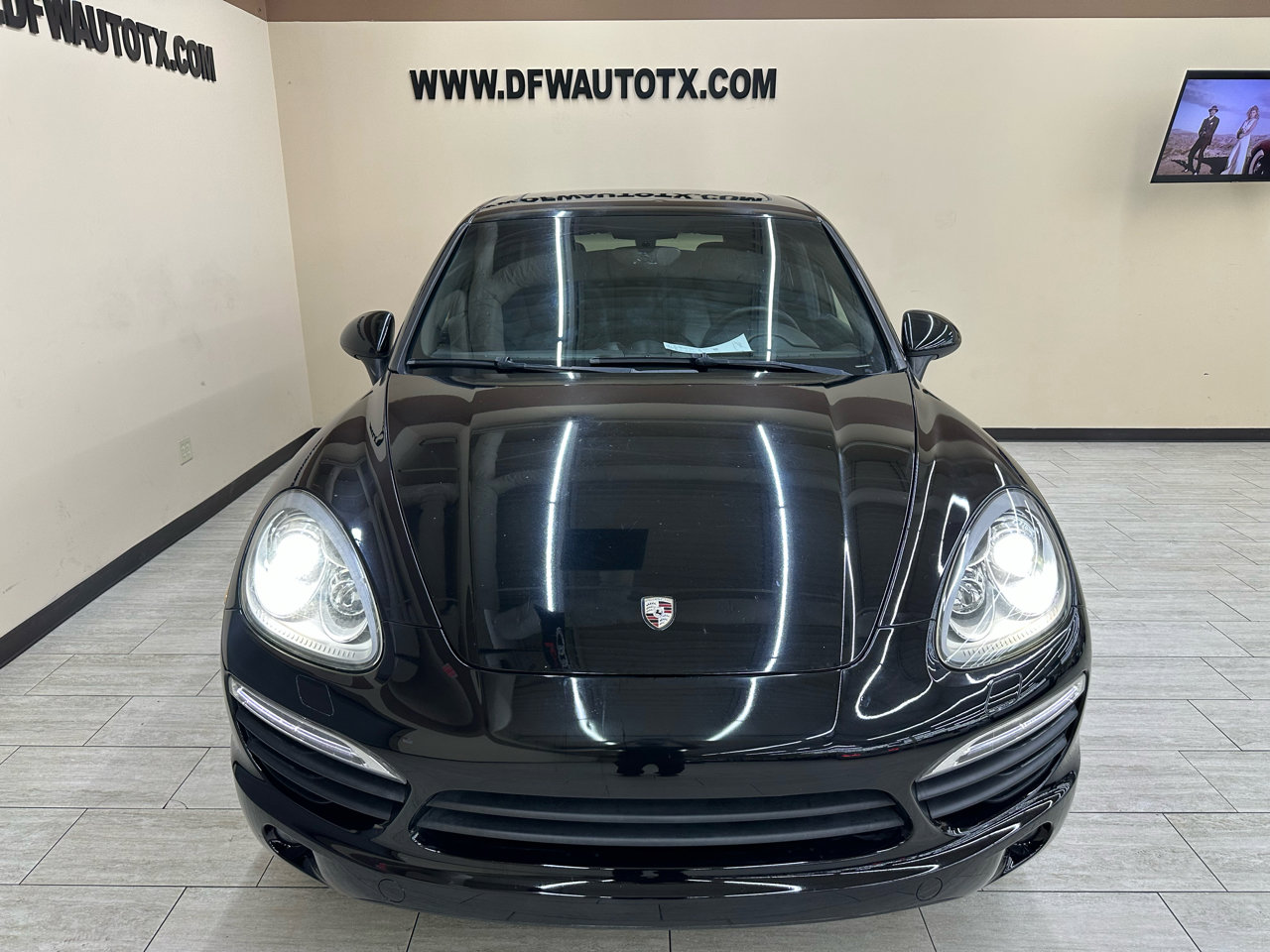 Used 2014 Porsche Cayenne S image 4