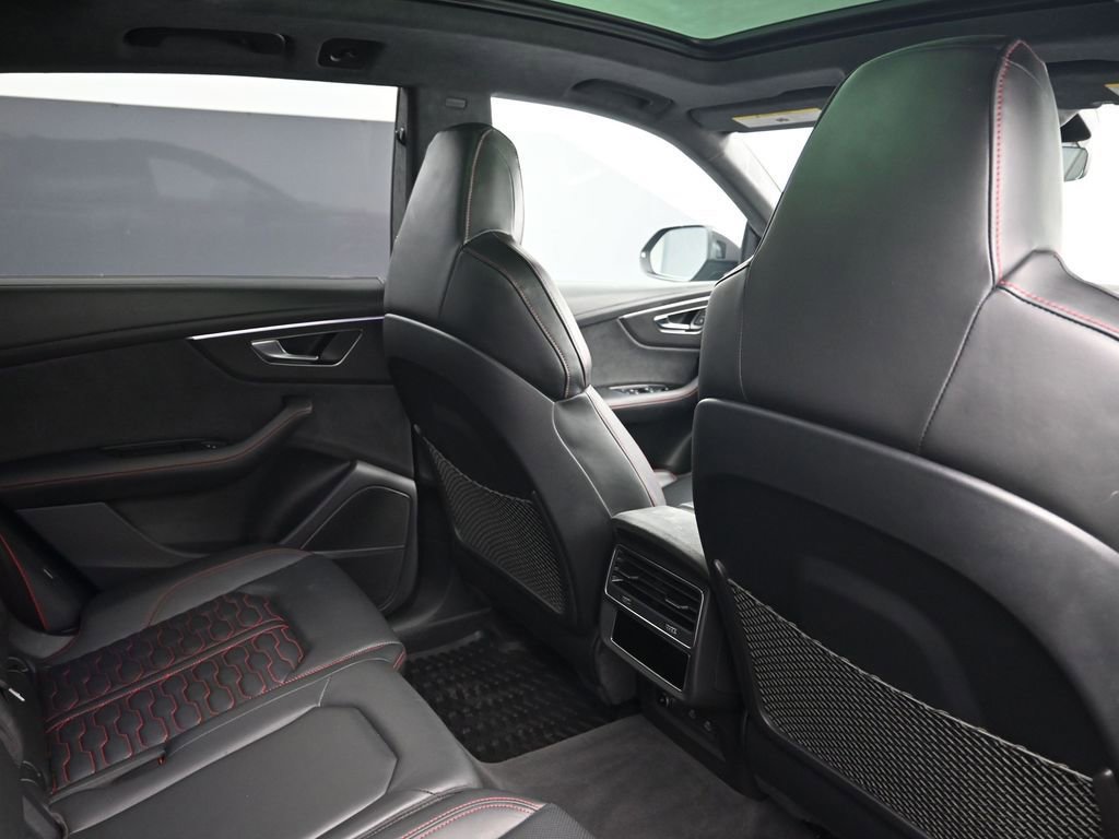Used 2023 Audi RS Q8 AWD/4WD image 7