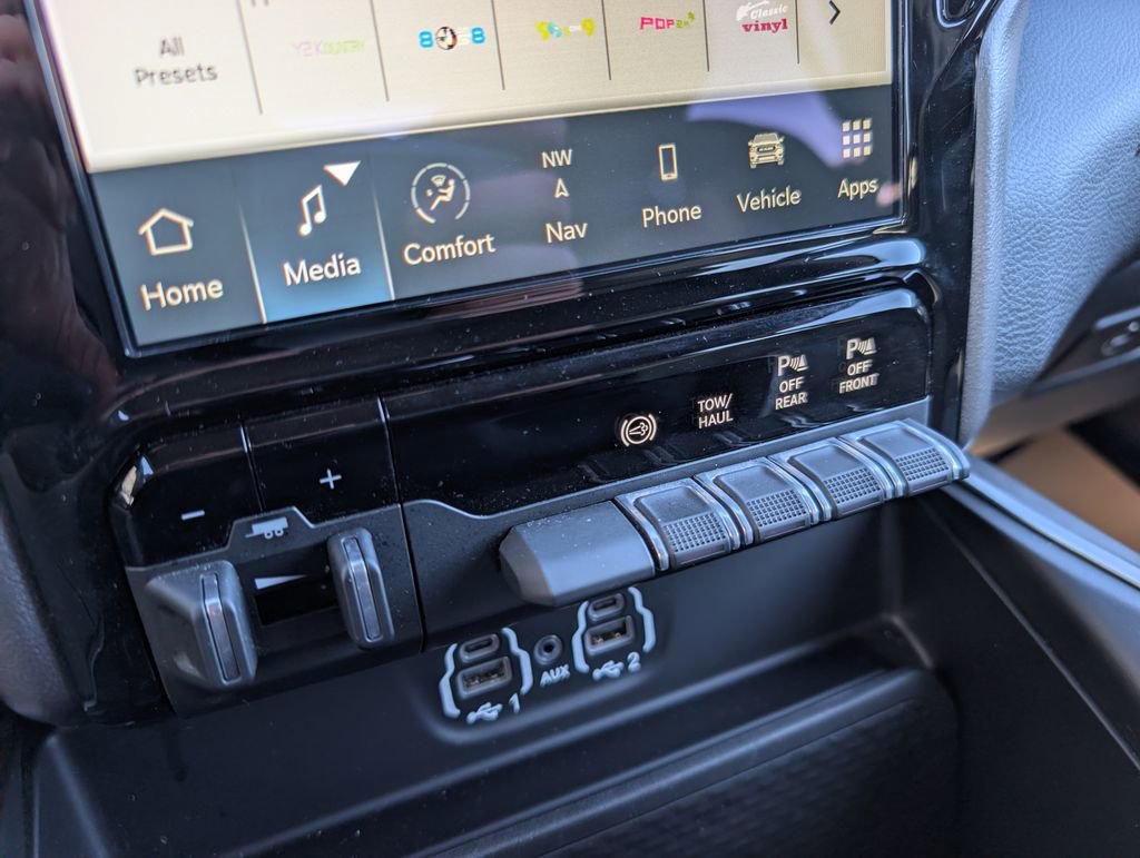 Used 2022 RAM 3500 Big Horn w/ Level A Equipment Group image 30