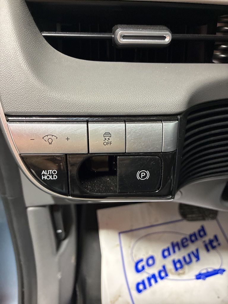 Used 2024 Hyundai Ioniq 5 SE RWD image 13