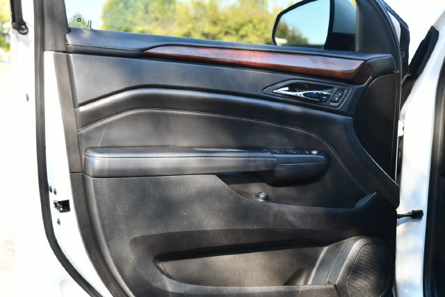 Used 2015 Cadillac SRX Luxury FWD image 11