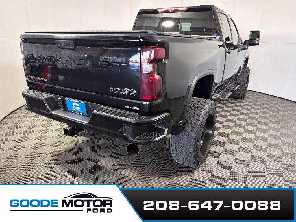 Used 2021 Chevrolet Silverado 3500 High Country w/ Technology Package AWD/4WD image 8