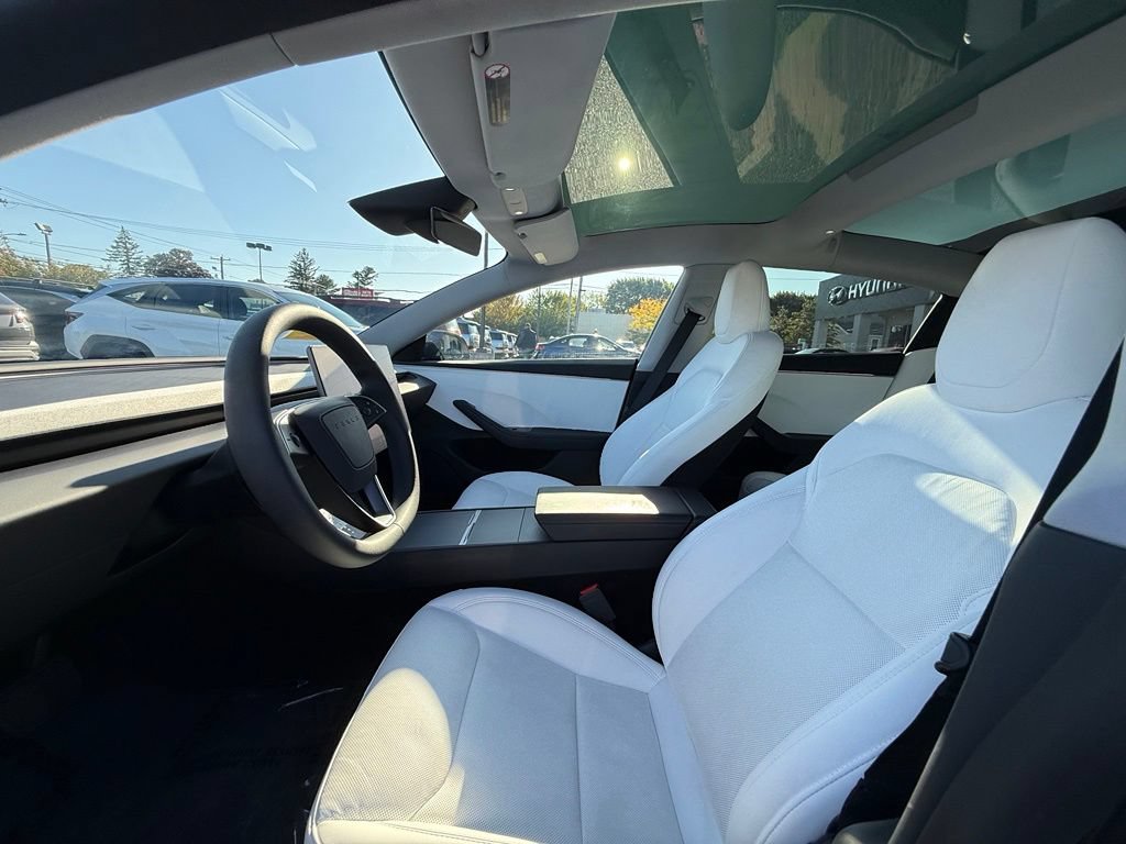 Used 2025 Tesla Model 3 Long Range RWD image 22