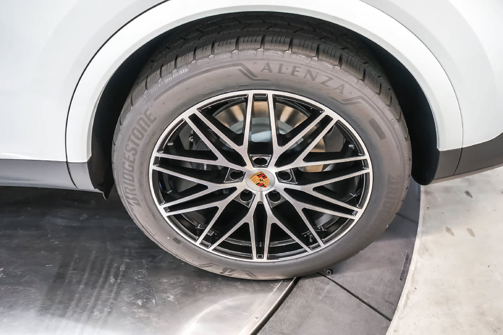 New 2026 Porsche Cayenne AWD/4WD image 13