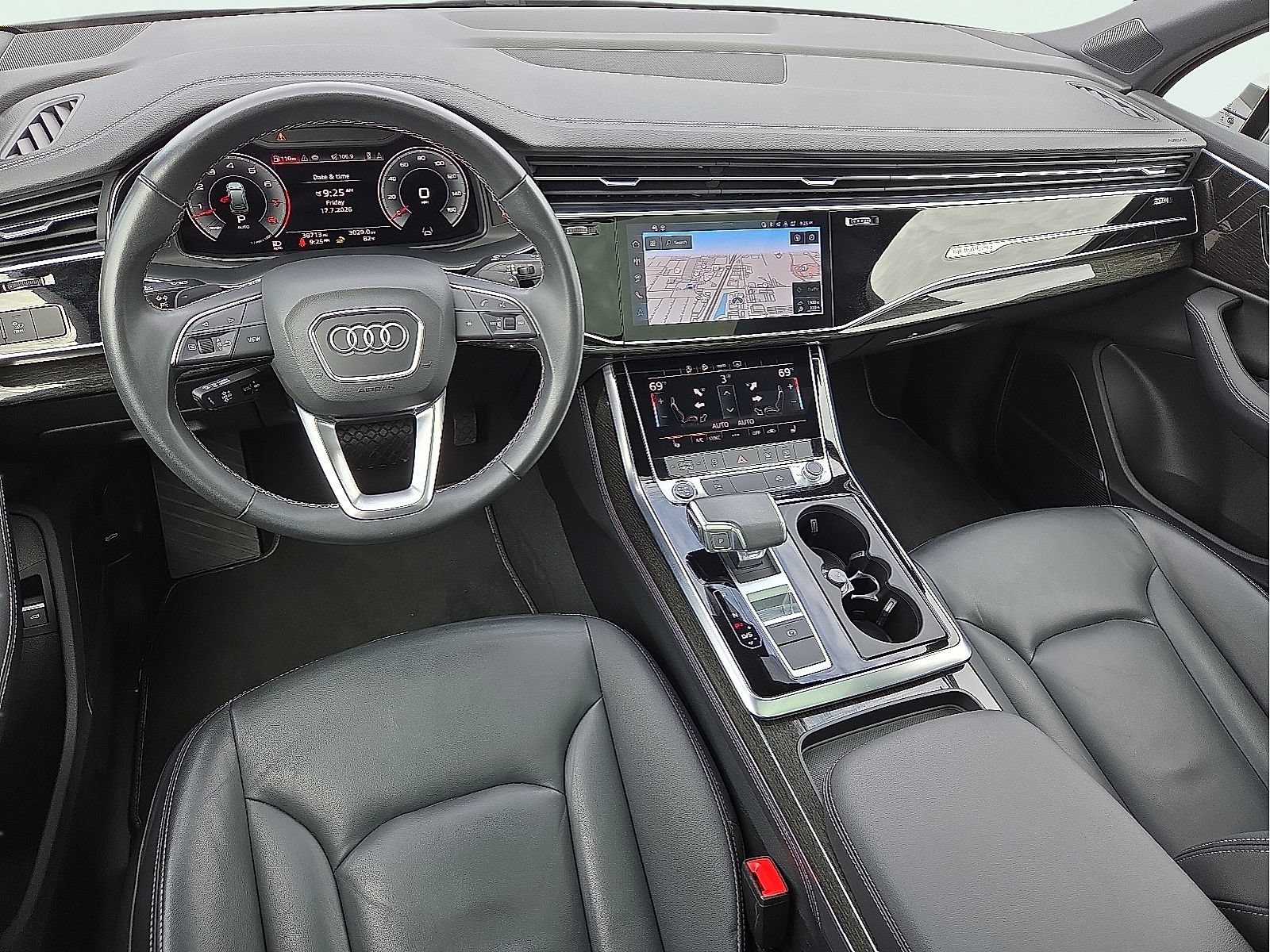 Used 2025 Audi Q7 3.0T Premium Plus AWD/4WD image 12