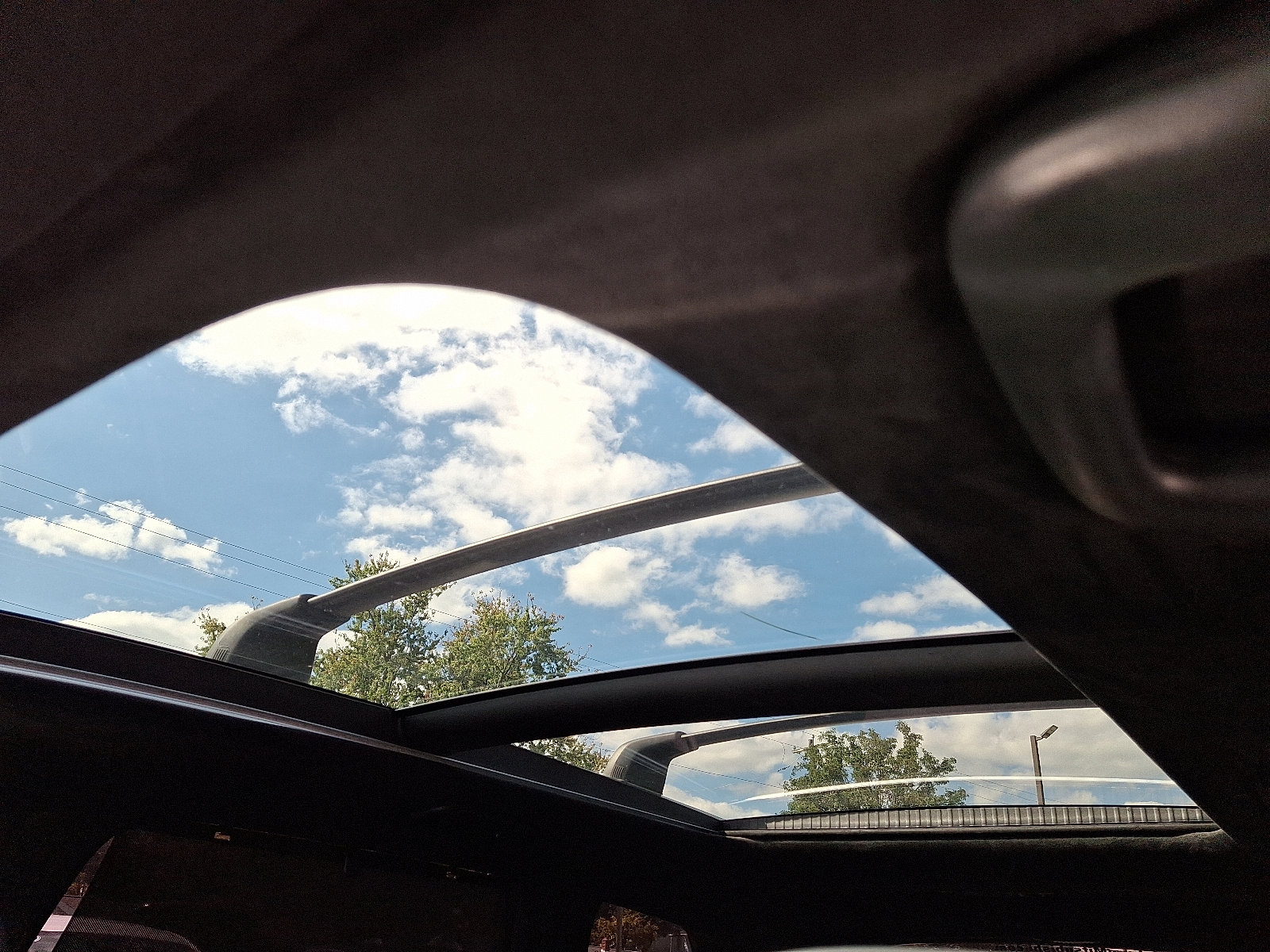 Used 2023 Hyundai Santa Fe Calligraphy image 14