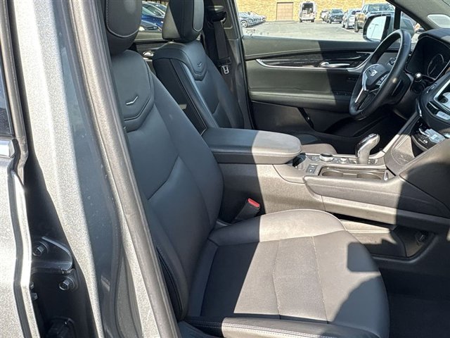 Certified 2023 Cadillac XT5 Premium Luxury image 29