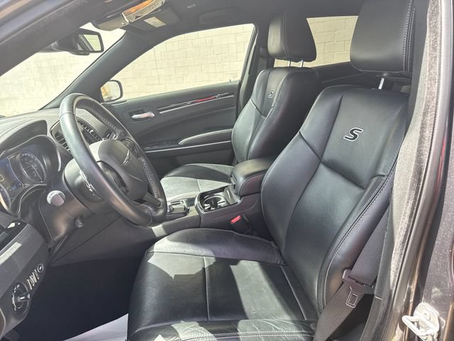 Used 2021 Chrysler 300 S w/ S Model Appearance Package RWD image 9
