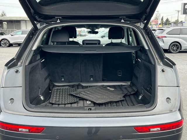 Used 2018 Audi Q5 2.0T Premium Plus w/ Premium Plus Package AWD/4WD image 12