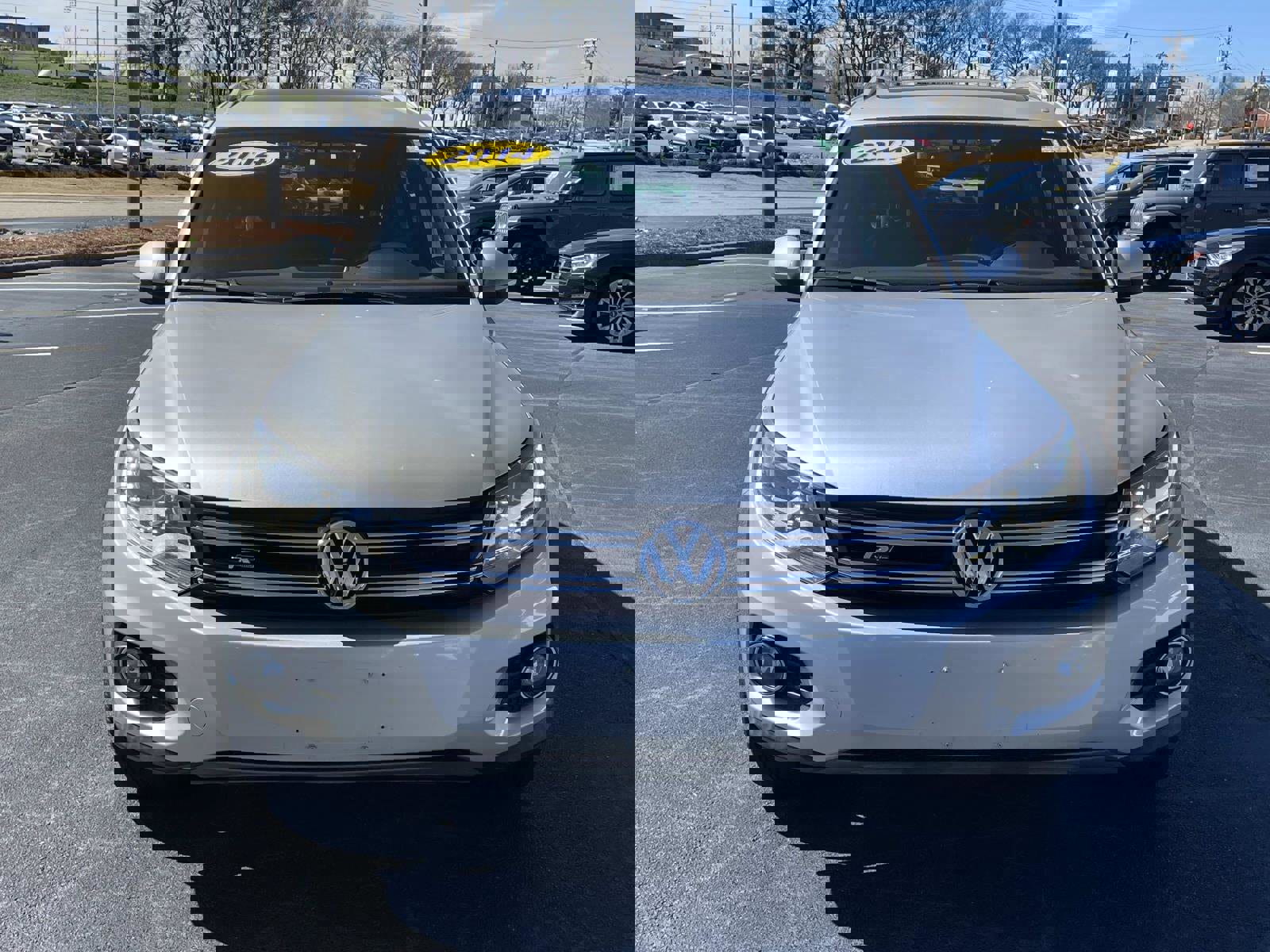 Used 2014 Volkswagen Tiguan R-Line image 2