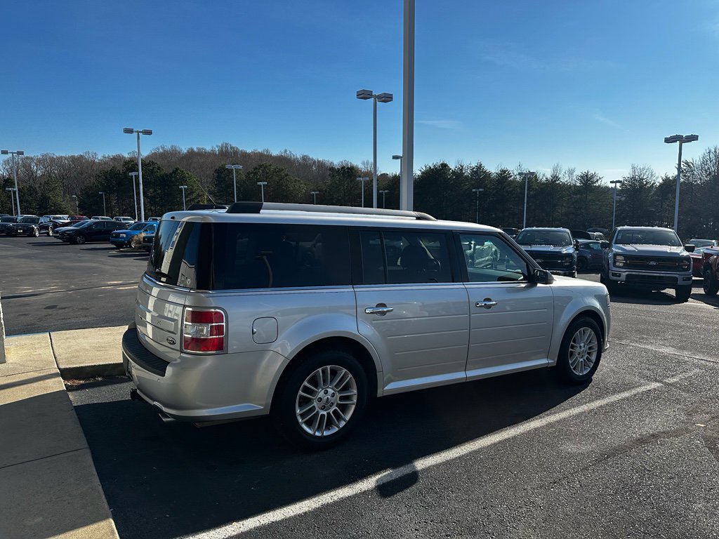 Used 2016 Ford Flex SEL w/ Equipment Group 202A image 6