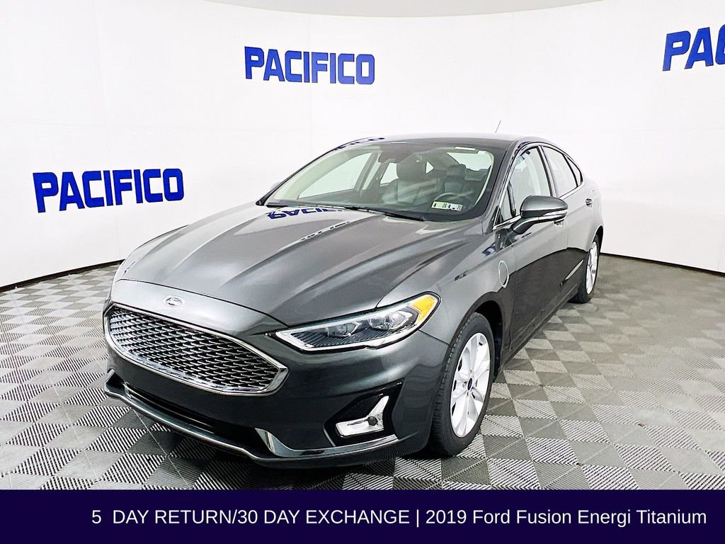 Used 2019 Ford Fusion Energi Titanium image 4