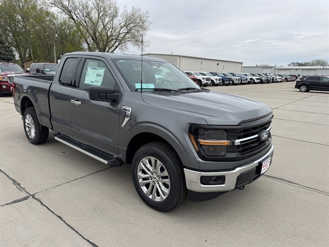 New 2026 Ford F150 XLT AWD/4WD image 1