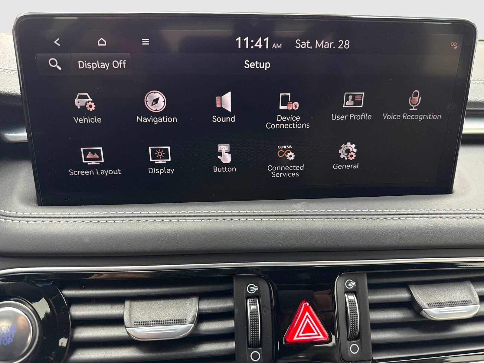 Used 2023 Genesis G70 2.0T image 28