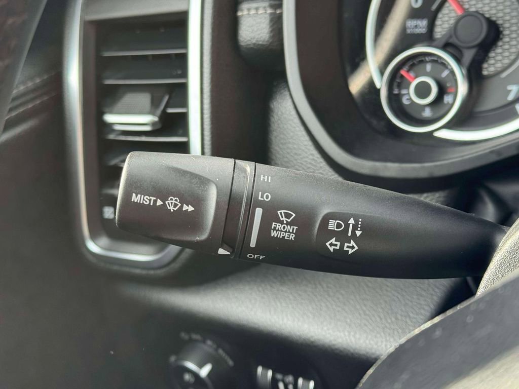 Used 2025 RAM 1500 Laramie AWD/4WD image 21