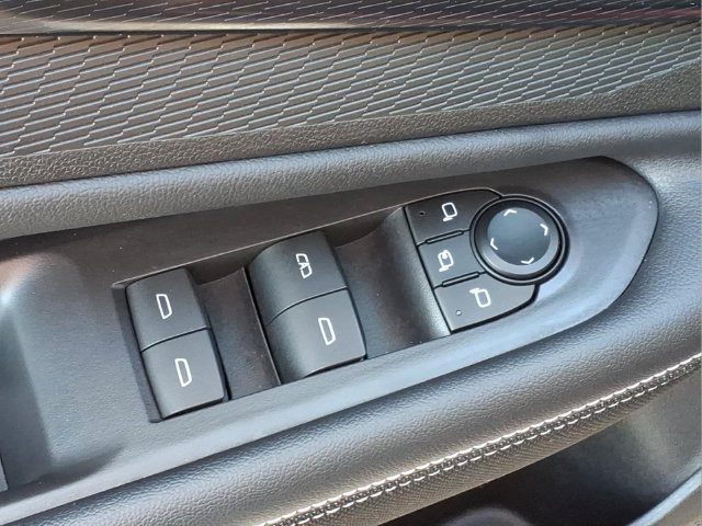 Used 2024 Chevrolet Blazer EV LT AWD/4WD image 14