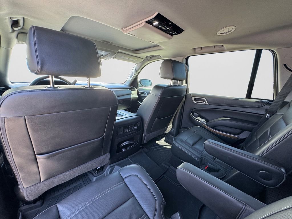 Used 2020 GMC Yukon Denali w/ Denali Premium Package AWD/4WD image 14