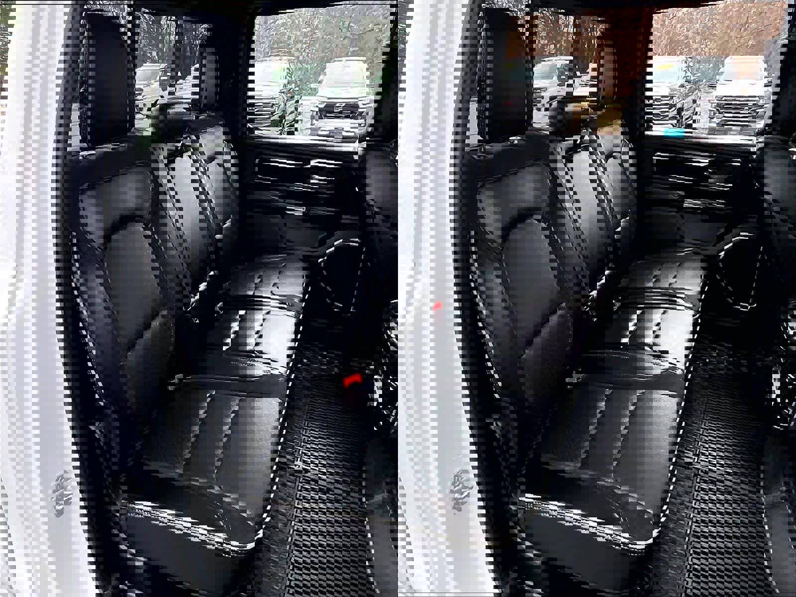 Used 2023 RAM 1500 Laramie AWD/4WD image 15