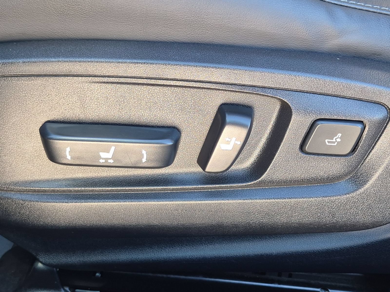 Used 2016 Lexus ES 300h w/ Navigation System Package FWD image 16