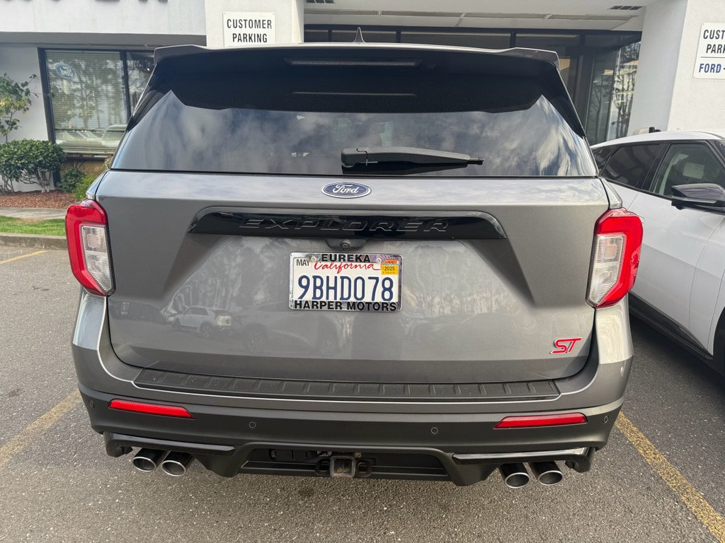 Used 2022 Ford Explorer ST w/ ST Street Pack AWD/4WD image 4