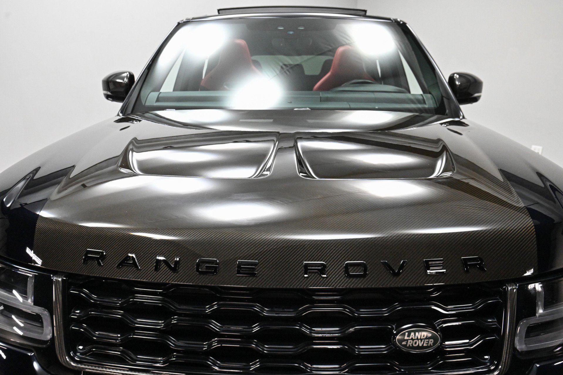 Used 2022 Land Rover Range Rover Sport SVR Carbon Edition image 16