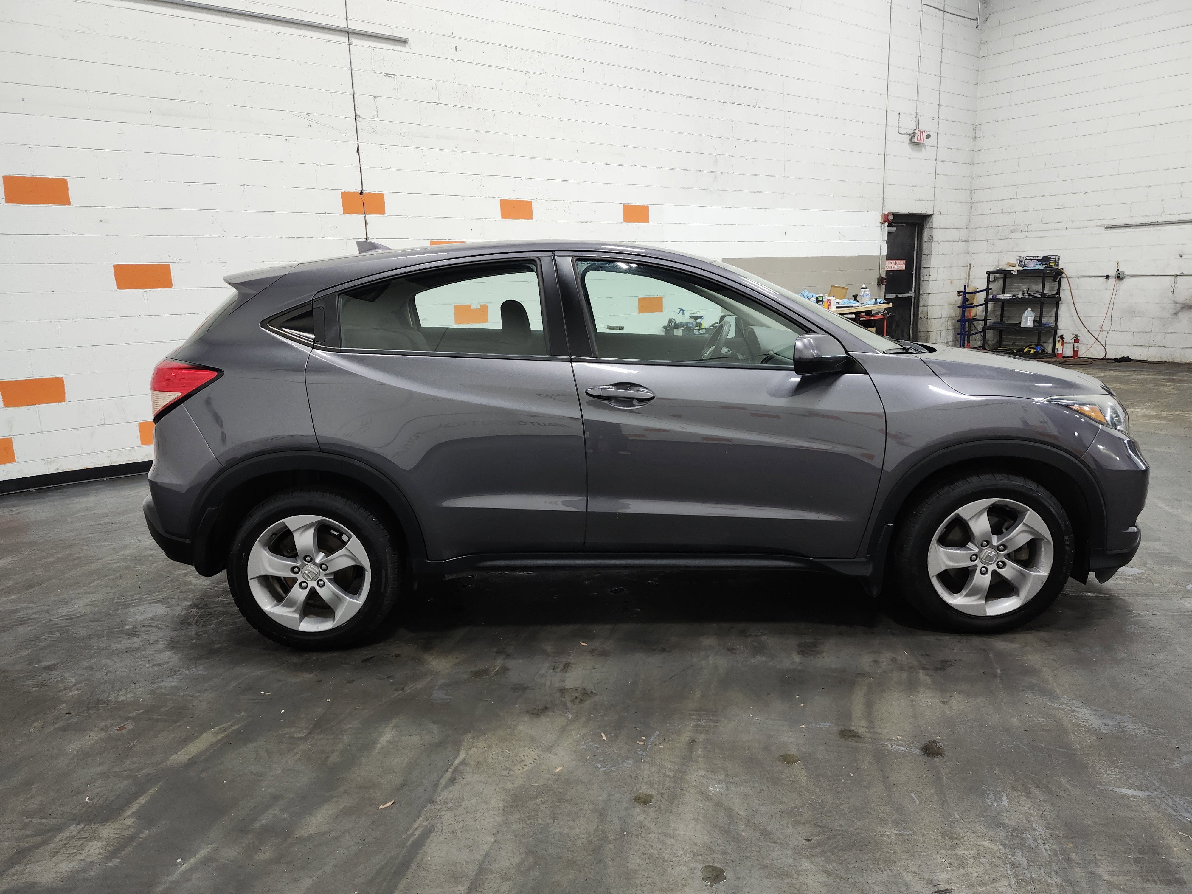 Used 2018 Honda HR-V LX image 16