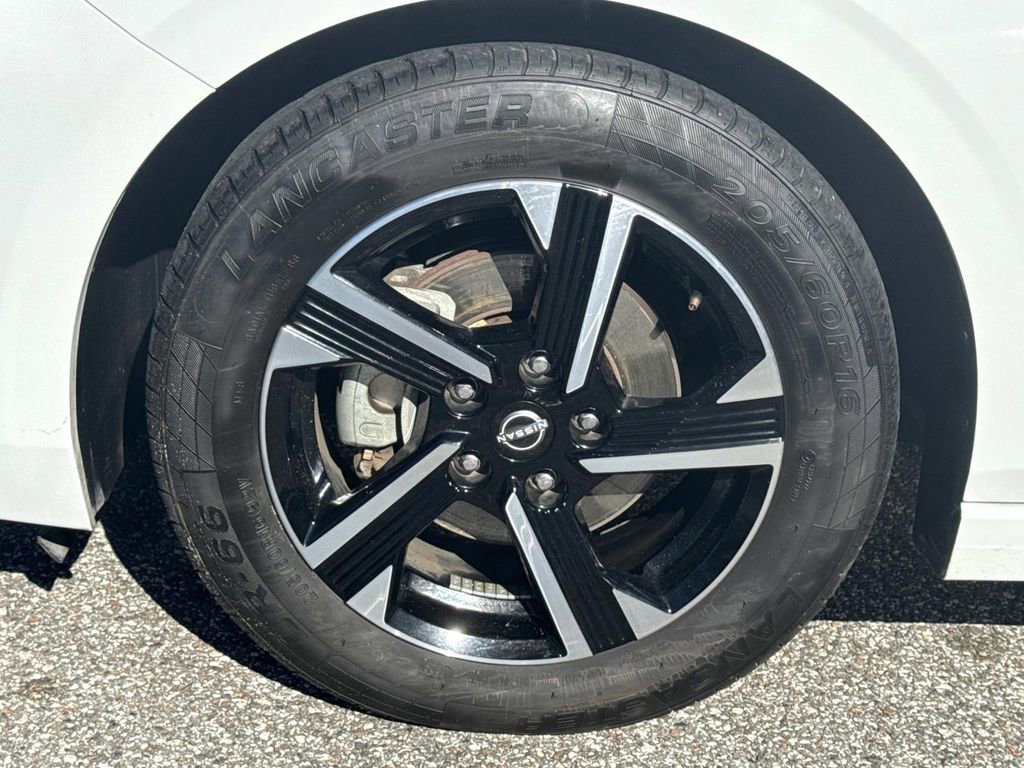 Certified 2024 Nissan Sentra SV image 11