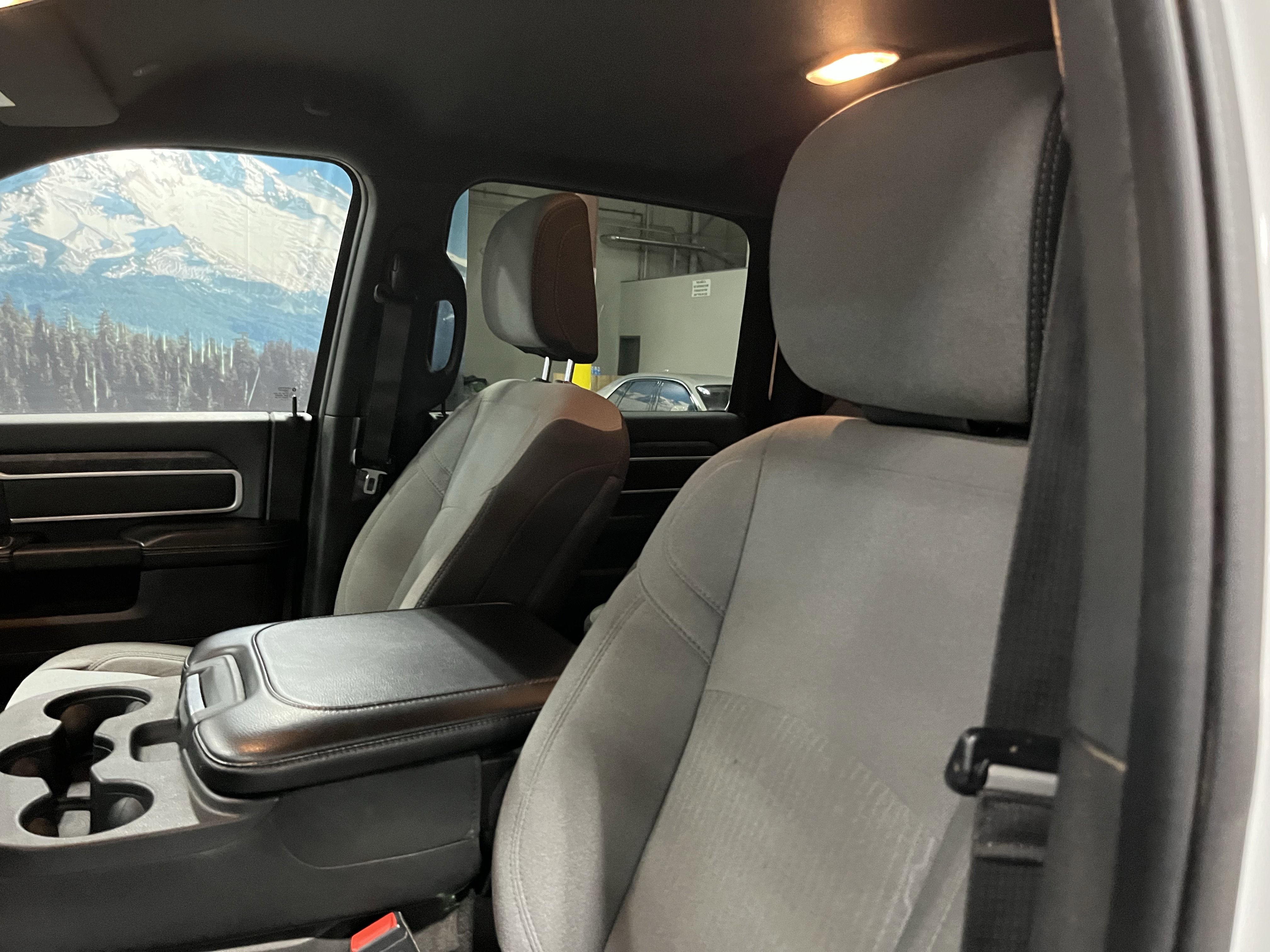 Used 2024 RAM 2500 Big Horn image 18