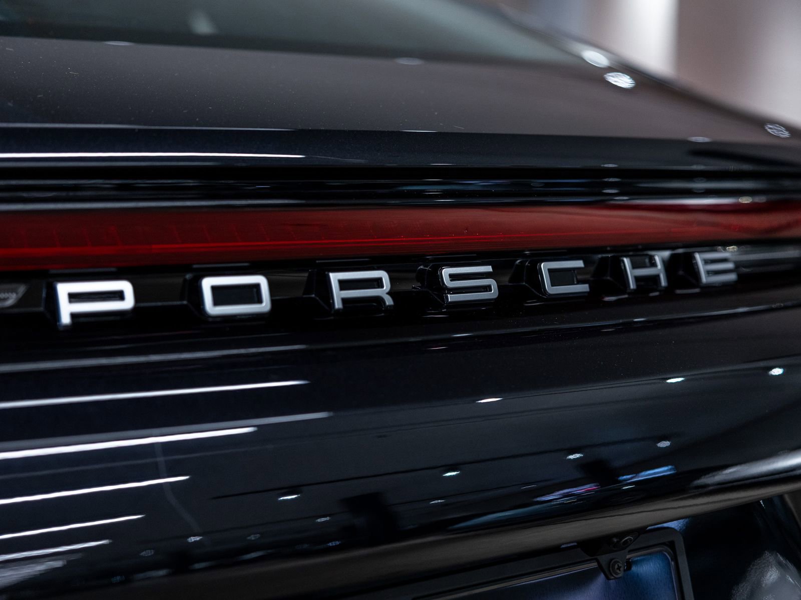 Certified 2025 Porsche Panamera RWD image 22